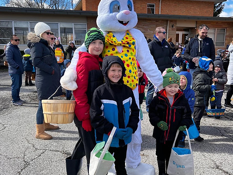 Easter Egg Hunt 4-9-22 (4).JPG