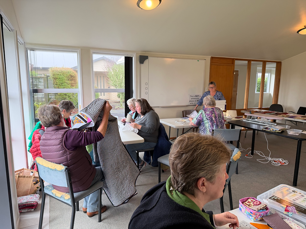 Members Sit & Sew Day