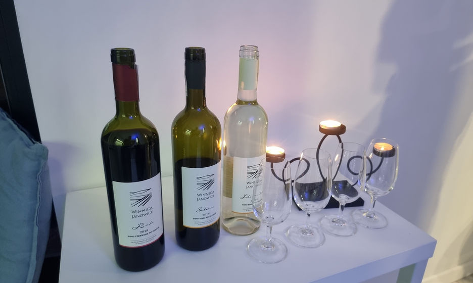 Pillow Corner Concerts