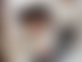 姿勢が崩れることで筋肉が緊張し、血流が悪化するため、多岐にわたる不調が現れます。