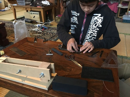 ぶっつけ本番の革細工のやり方