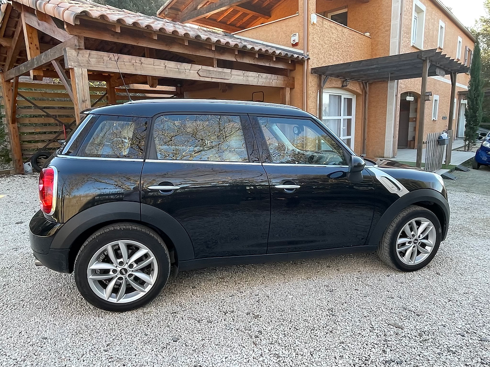 Miniature : SUV MINI COUNTRYMAN R60 1.6L I 16V COOPER 122CV