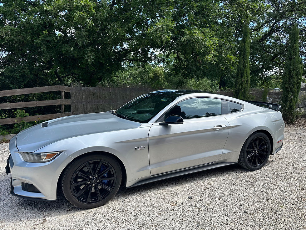 Miniature : en stock Ford Mustang, GT, 5 l V8