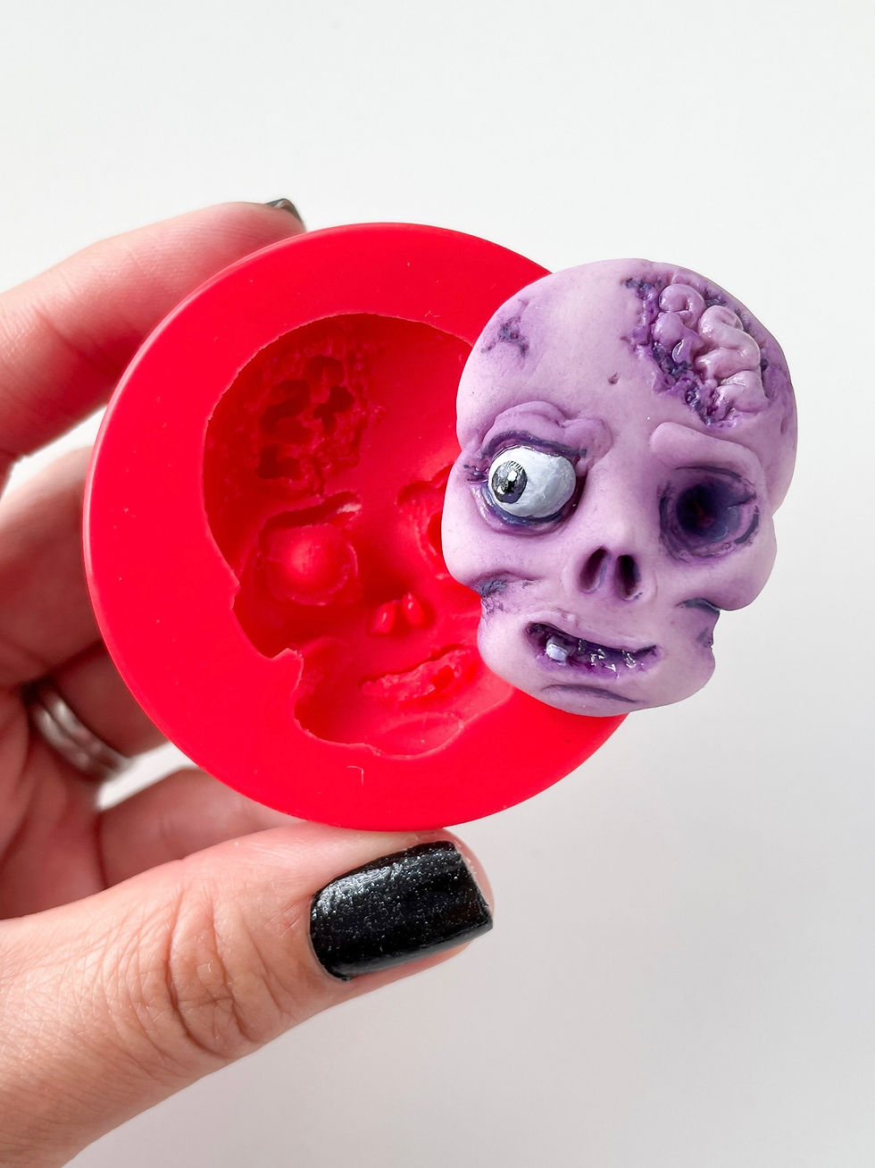 Thumbnail: Zombie Face Mold