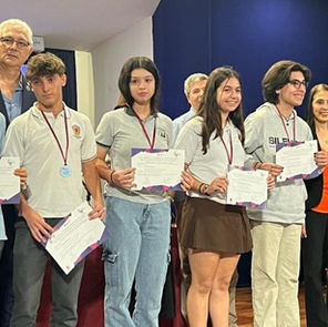 ALUMNO PREMIADO POR UNIVERSIDAD (UNLZ)