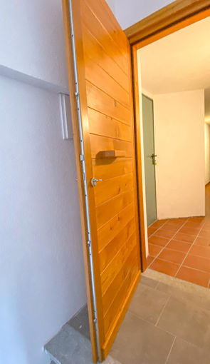 Porta in legno realizzata su misura