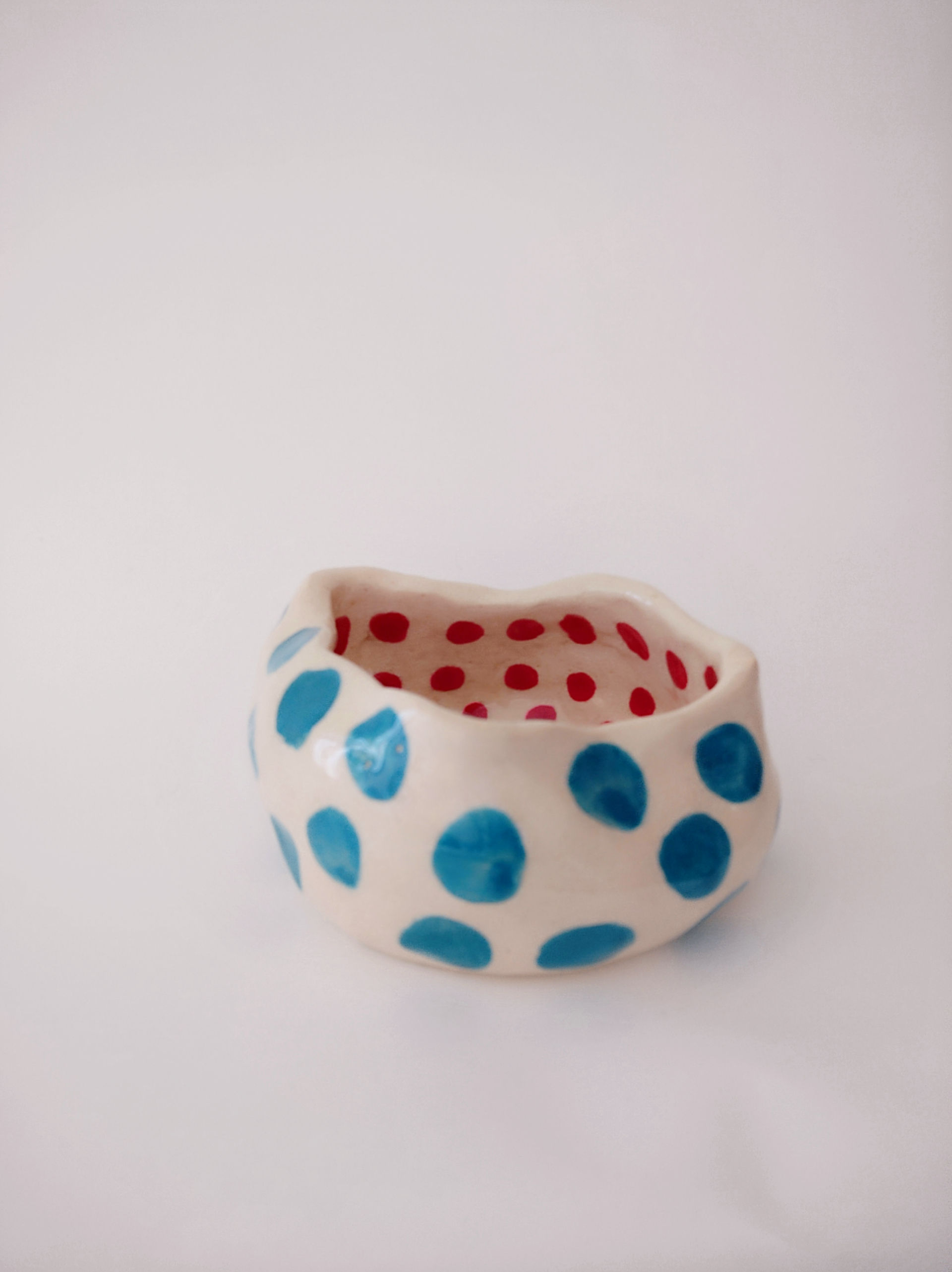 Vaso assimétrico para plantas.