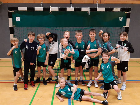 E-Jungs weiterhin ungeschlagen