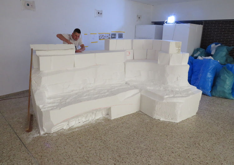 Kallerkunst_Bergstadt Gymnasium-Mosaiksitzgruppe-6.JPG