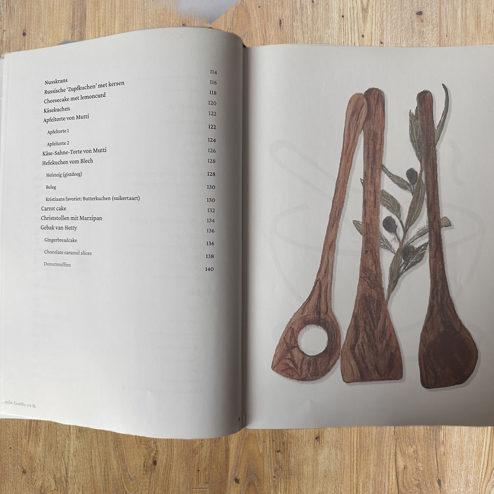 Thumbnail: Kookboek (hardcover) 'mijn familie en ik'