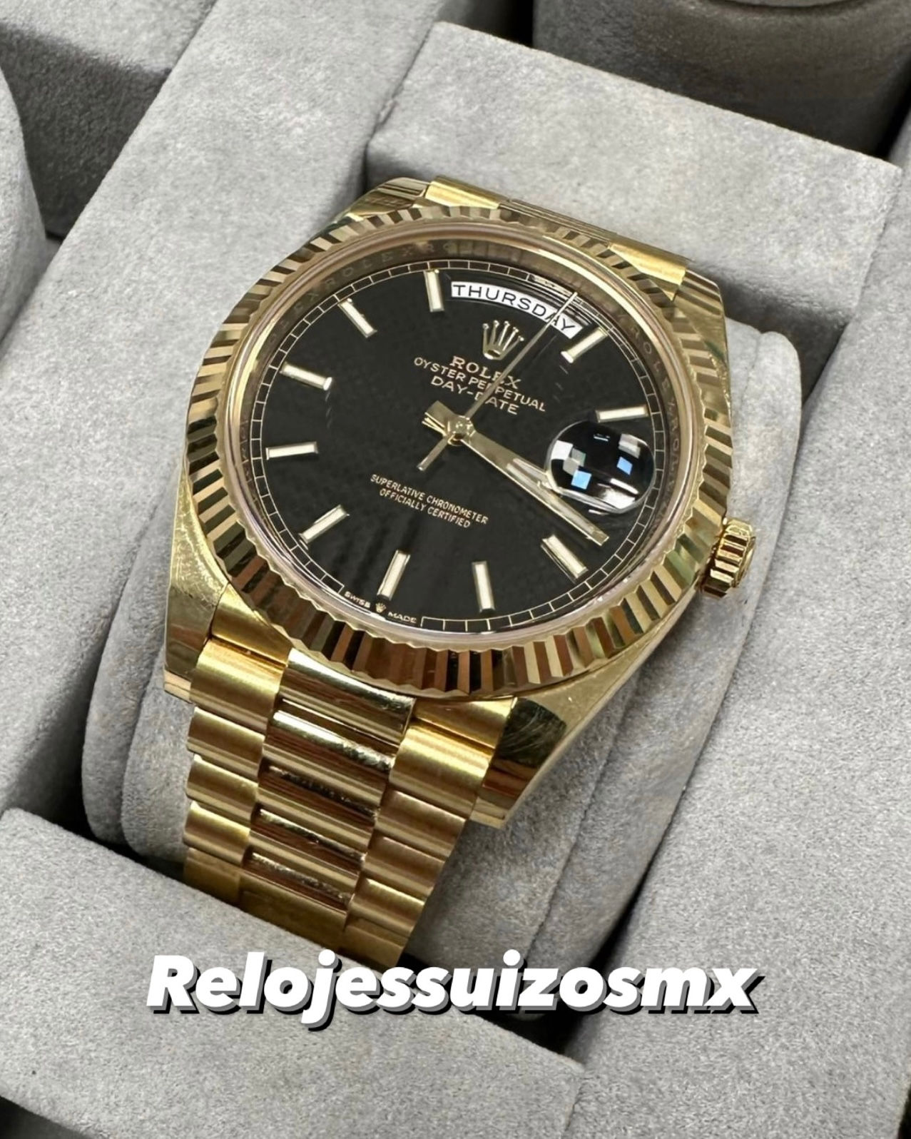Rolex Day-Date 40 18k Yellow Gold Black Motif Dial 