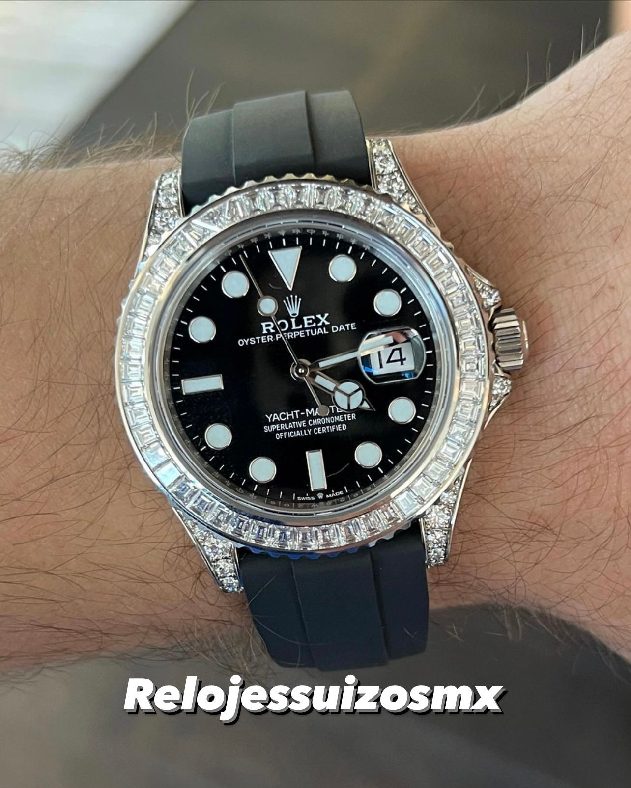 Rolex Yacht Máster Diamond 18k White Gold Oysterflex 42mm 