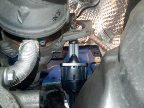 【BMW 2シリーズ】エンジン警告灯と加速不良の原因は？電動ウエストゲートアクチュエーターの修理