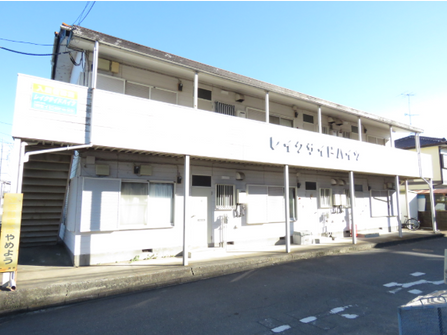 レイクサイドハイツ101号室