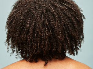 Catégorisation des cheveux : pour nous ou contre nous ?