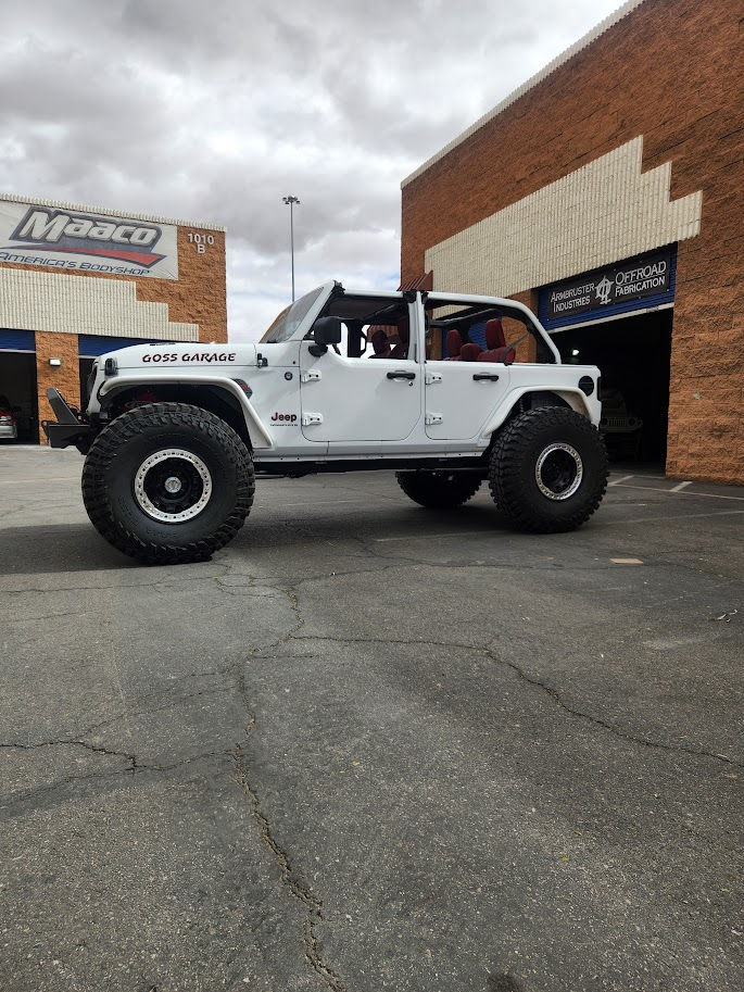 Thumbnail: Jeep JLU Double Triangulation Rear and 3 Link Front Flat belly