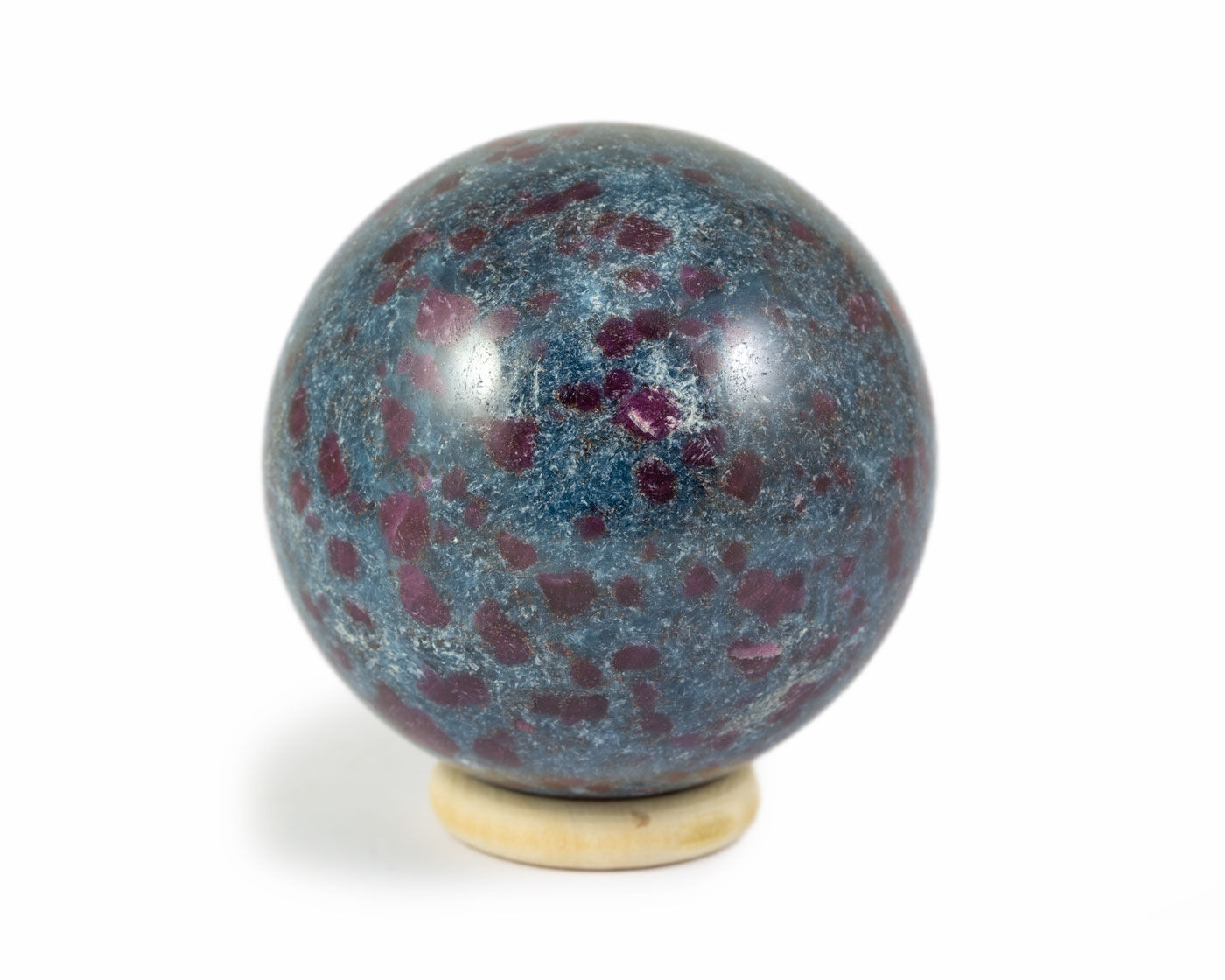 Sphère de rubis sur cyanite - Inde