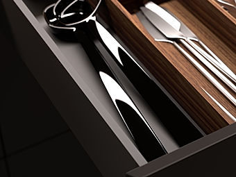 Leicht L-Box walnut drawer insert detail with slim wooden dividers