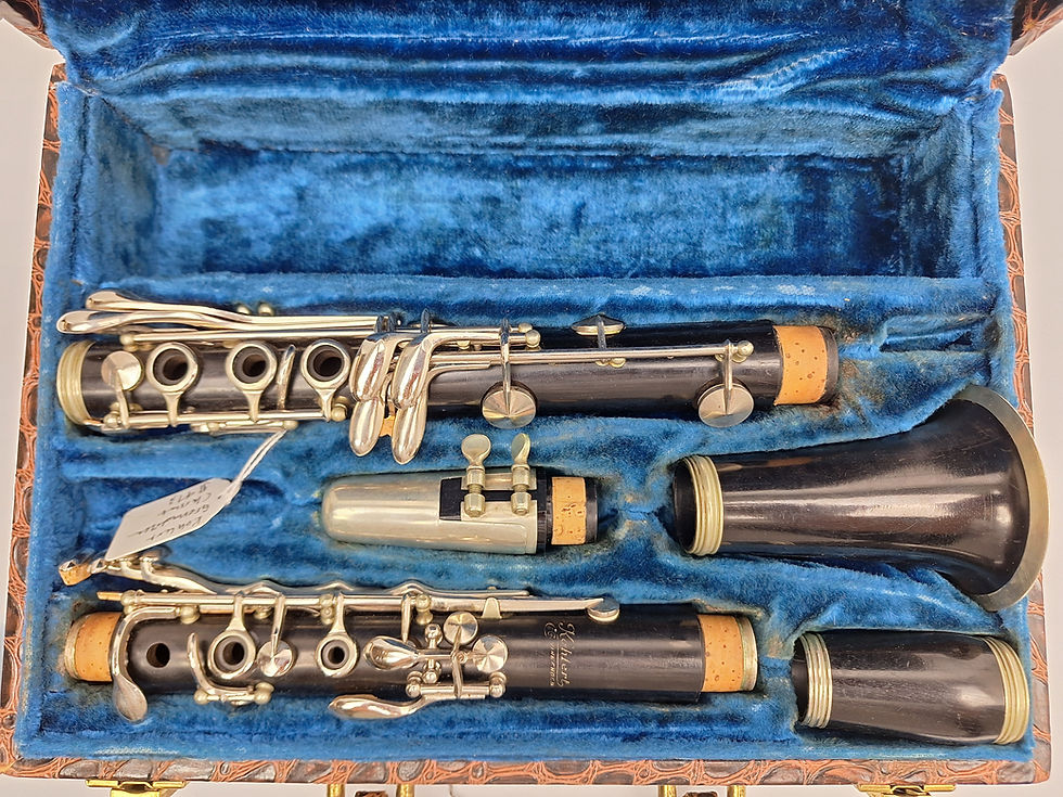 Thumbnail: Kohlert Intermediate Grenadilla Clarinet