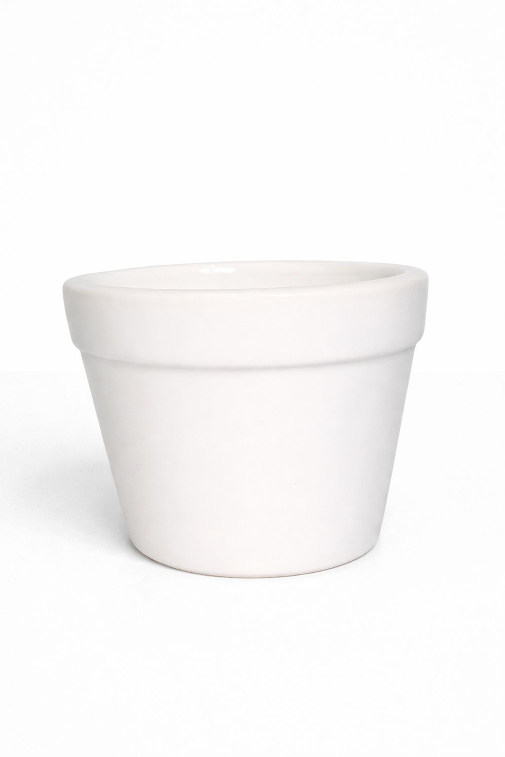 Cachepô de cerâmica branca