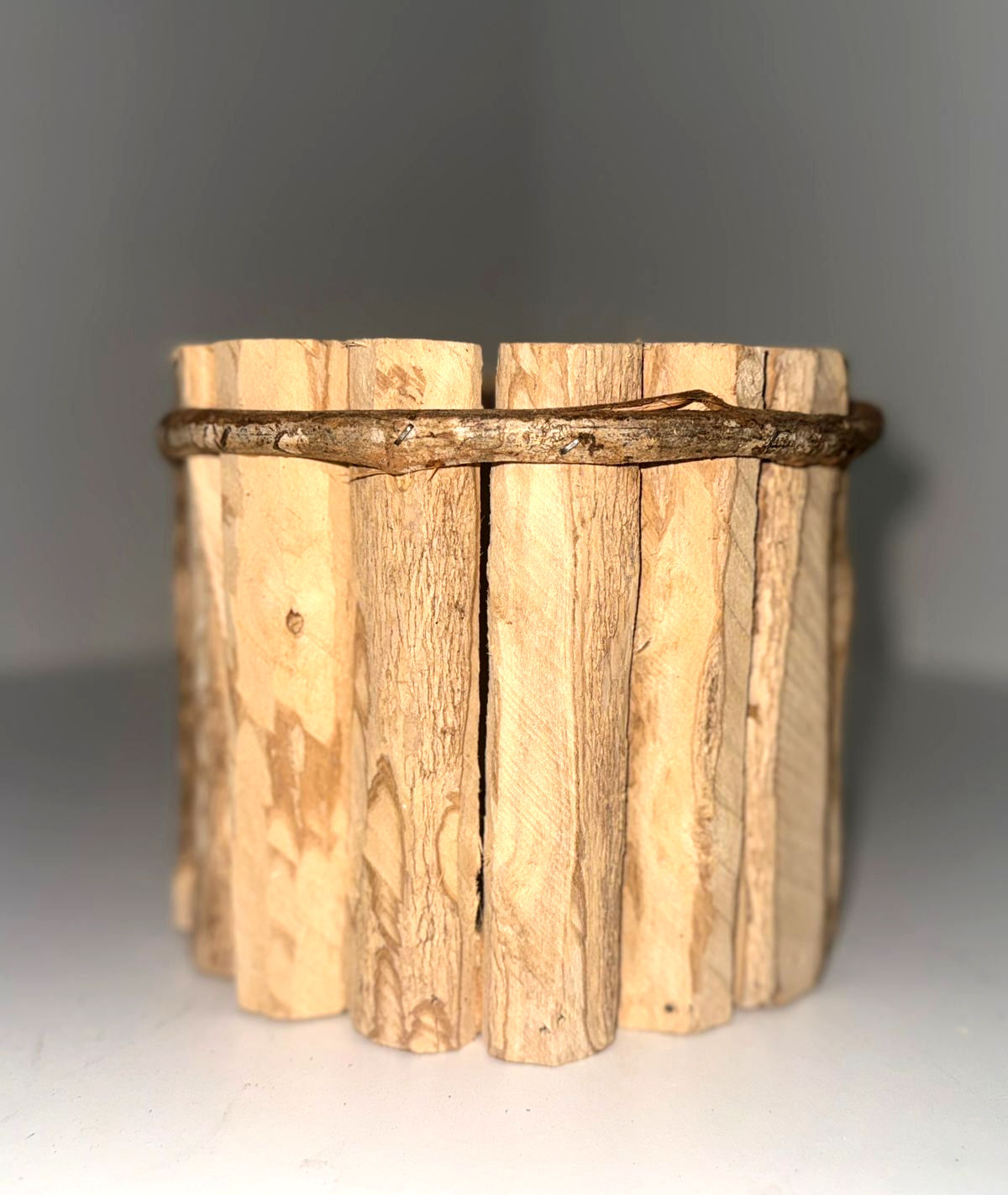 cachepô madeira redondo