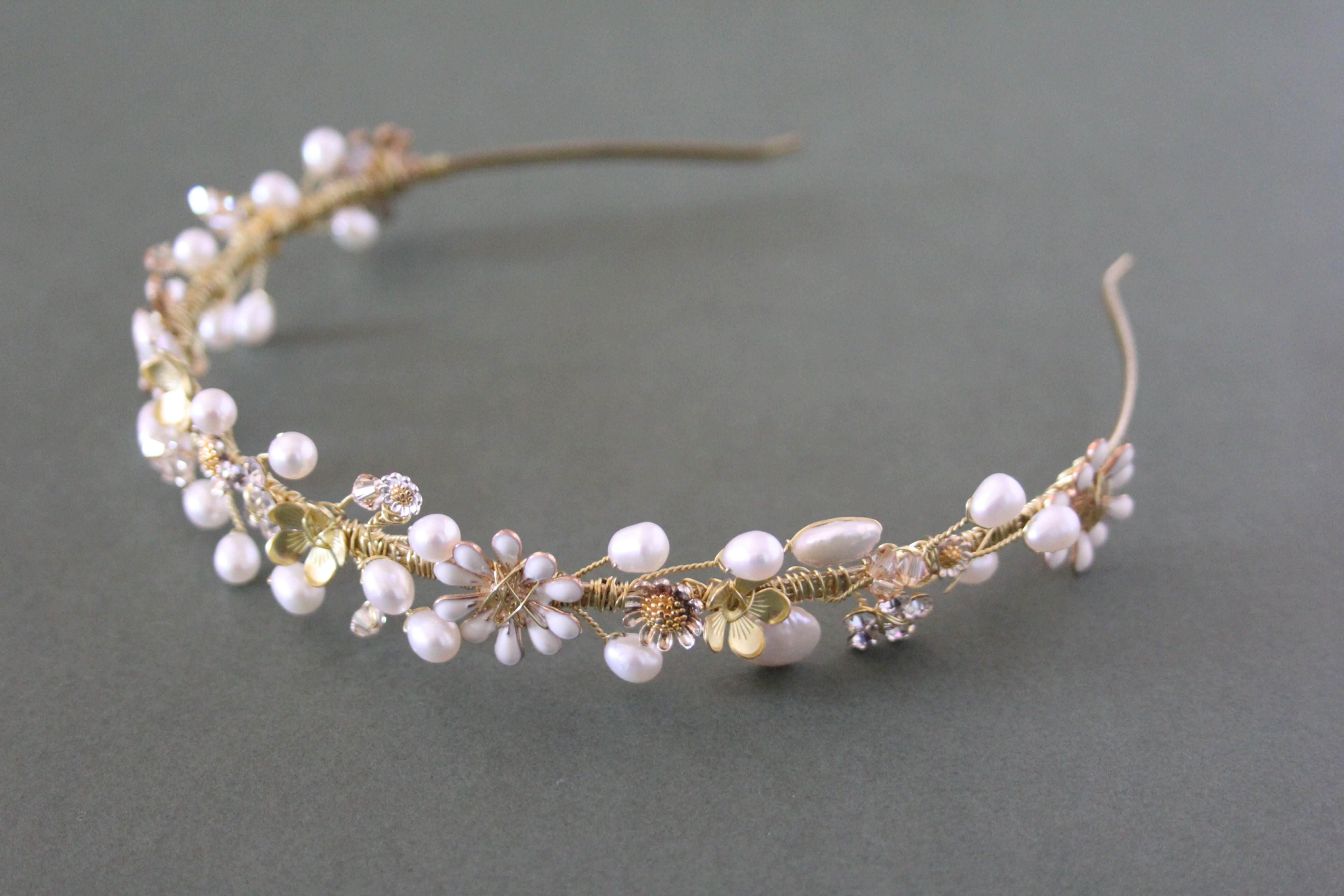 Bridal hair accessories