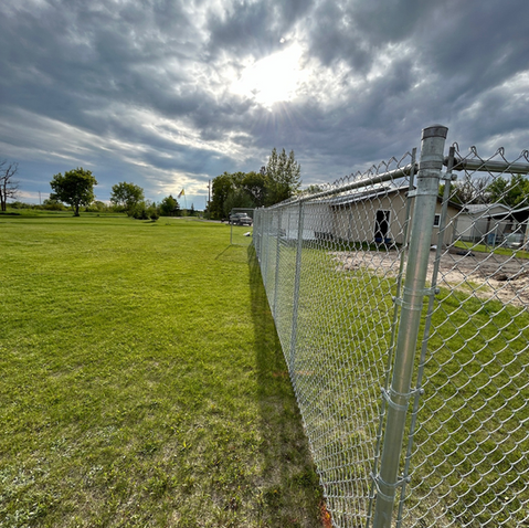 Is a Chain Link Fence Cheaper Than a Wood Fence?