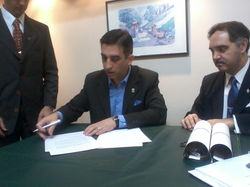 Firma de Acuerdo Institucional