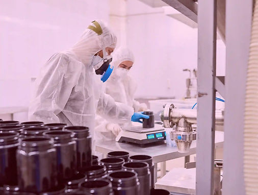 pharmaceutical-testing-weighing-jars_edi