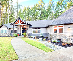 Beautiful Private House in the Suburb_edited_edited.jpg