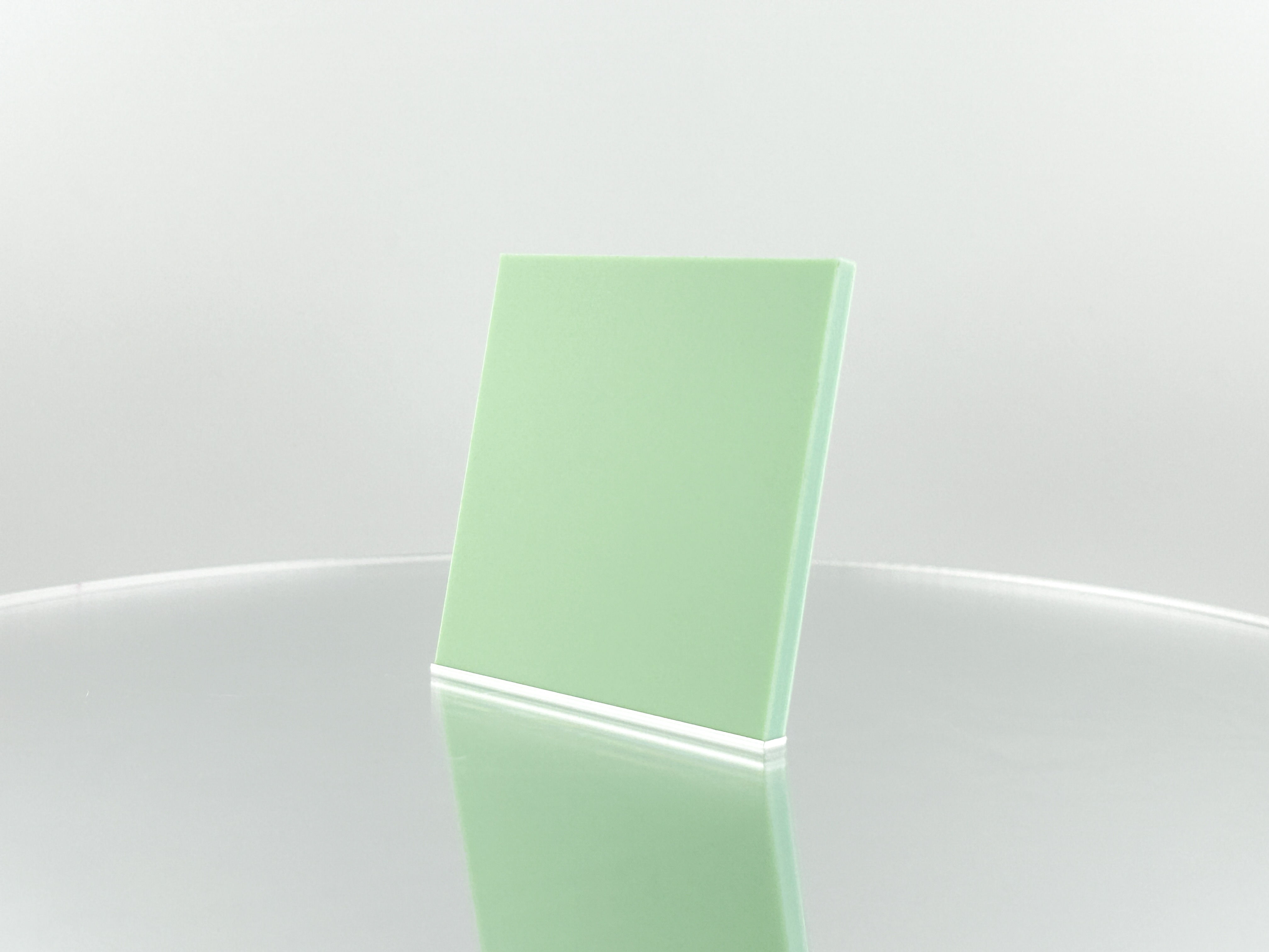 Hierba marina iluminada por el sol