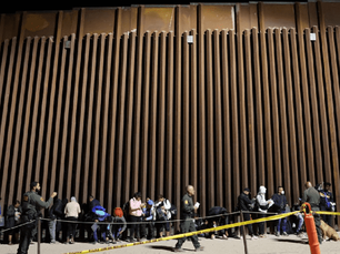 Las reacciones violentas a la inmigración se extienden por todo el mundo