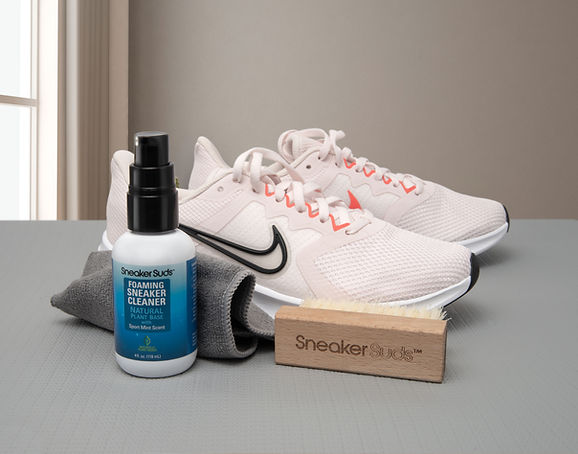 Sneaker Suds Lifestyle (18).jpg