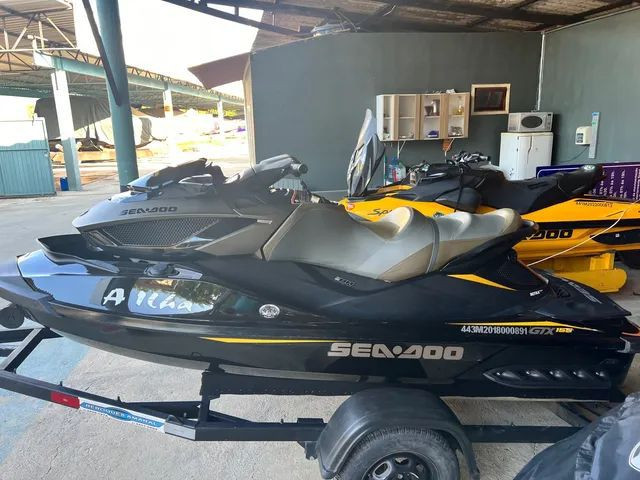 Miniatura: Clique na foto para dar zoom 2X Jet Ski GTX 155