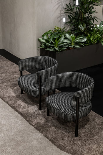 Dve moderne fotelje interesantnog dizajna - MisuraEmme