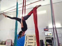 אקרובטיקה סטודיו טופליין