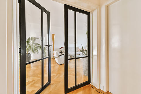 חלונות ודלתות