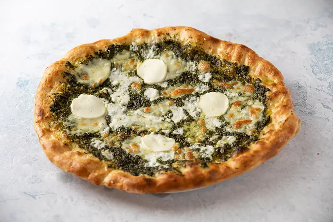 פיצה פסטו.JPG