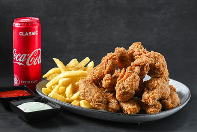 ארוחת כנפיים (2).jpg