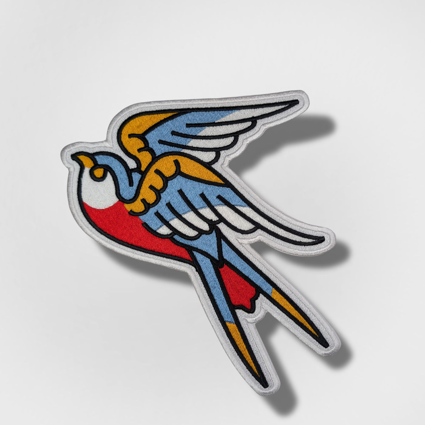 Copie de Patch brodé thermocollant d'Hirondelle vertical inspiration old school