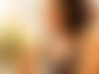 How to Go Glamorous but Age-Appropriate for Your School Formal