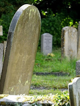 Top Headstone Materials: Pros and Cons of Each