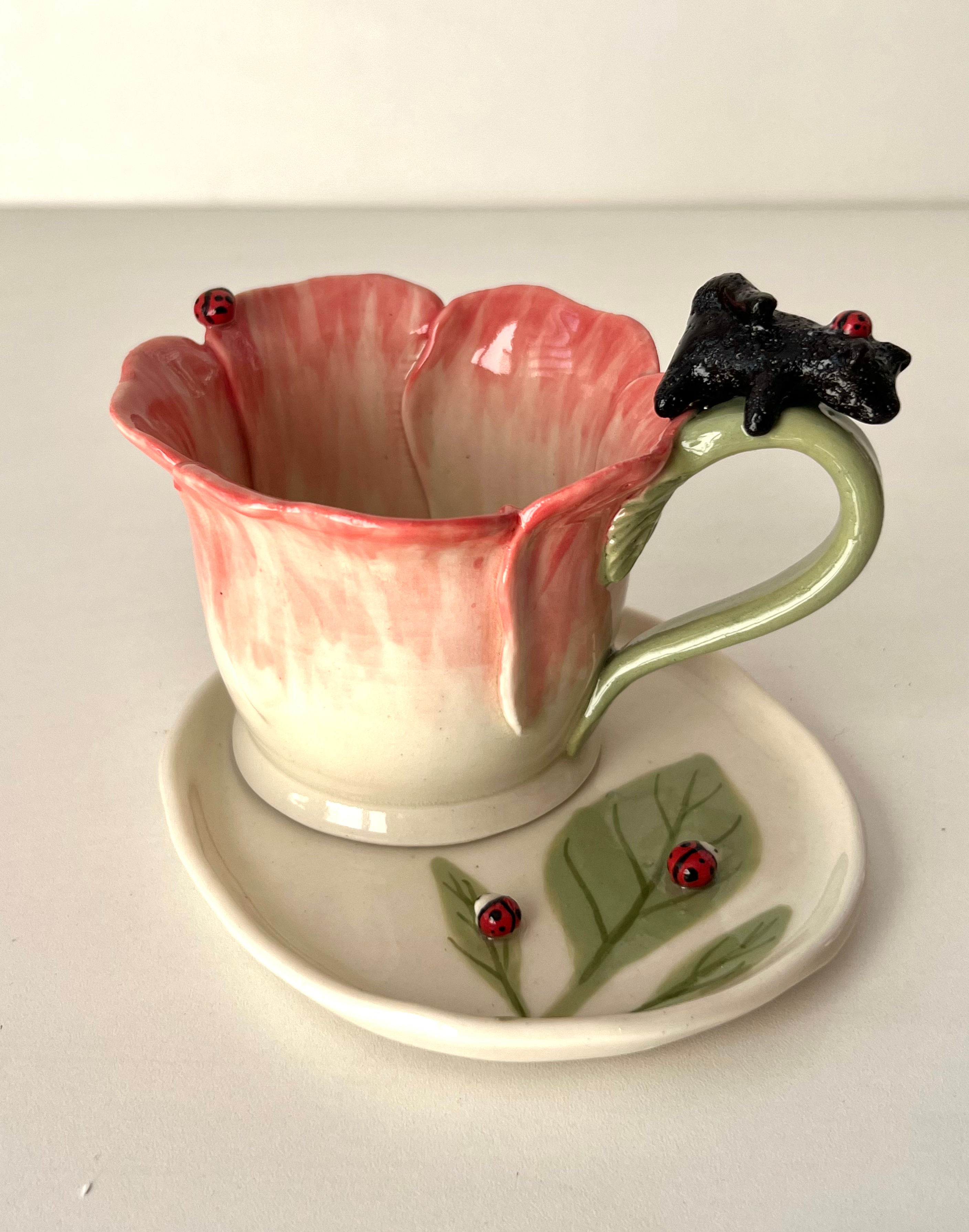 Caneca flor de gatinho +píres