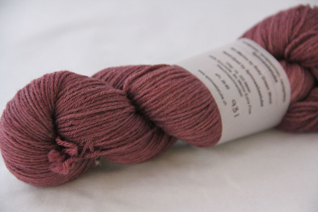 Rosy Green Wool Handdyed 931