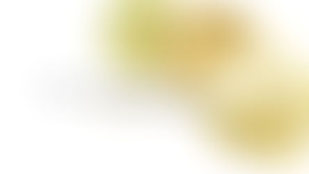 Sin esa conexión entre herramientas, canales y sistemas de datos, muchas campañas terminan optimizándose sobre información incompleta.   La industria suele celebrar las campañas virales, las creatividades disruptivas o los grandes resultados de performance. Son los elementos más visibles del marketing digital.   Mucho menos atención recibe aquello que hace posible que todo eso funcione: la arquitectura técnica que sostiene el ecosistema digital.   En Pienso Existo solemos referirnos a esto como la belleza de lo aburrido.   Auditorías técnicas, configuraciones, arquitectura digital, tracking, estructura de marketplaces, buyer journeys bien conectados. Elementos que rara vez aparecen en las presentaciones creativas, pero que determinan si una estrategia realmente puede generar resultados.   Cuando estas bases están bien construidas desde el inicio, el marketing digital deja de ser una sucesión de campañas aisladas y se convierte en un sistema que aprende, optimiza y crece.   Antes de pen