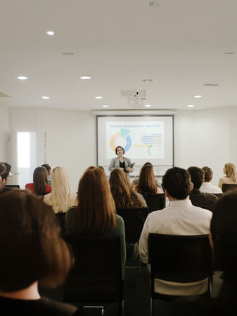 Auditorio para presentaciones y charlas