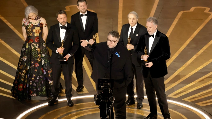 Guillermo Del Toro wins the Oscar for Best Animated Feature Film 2023