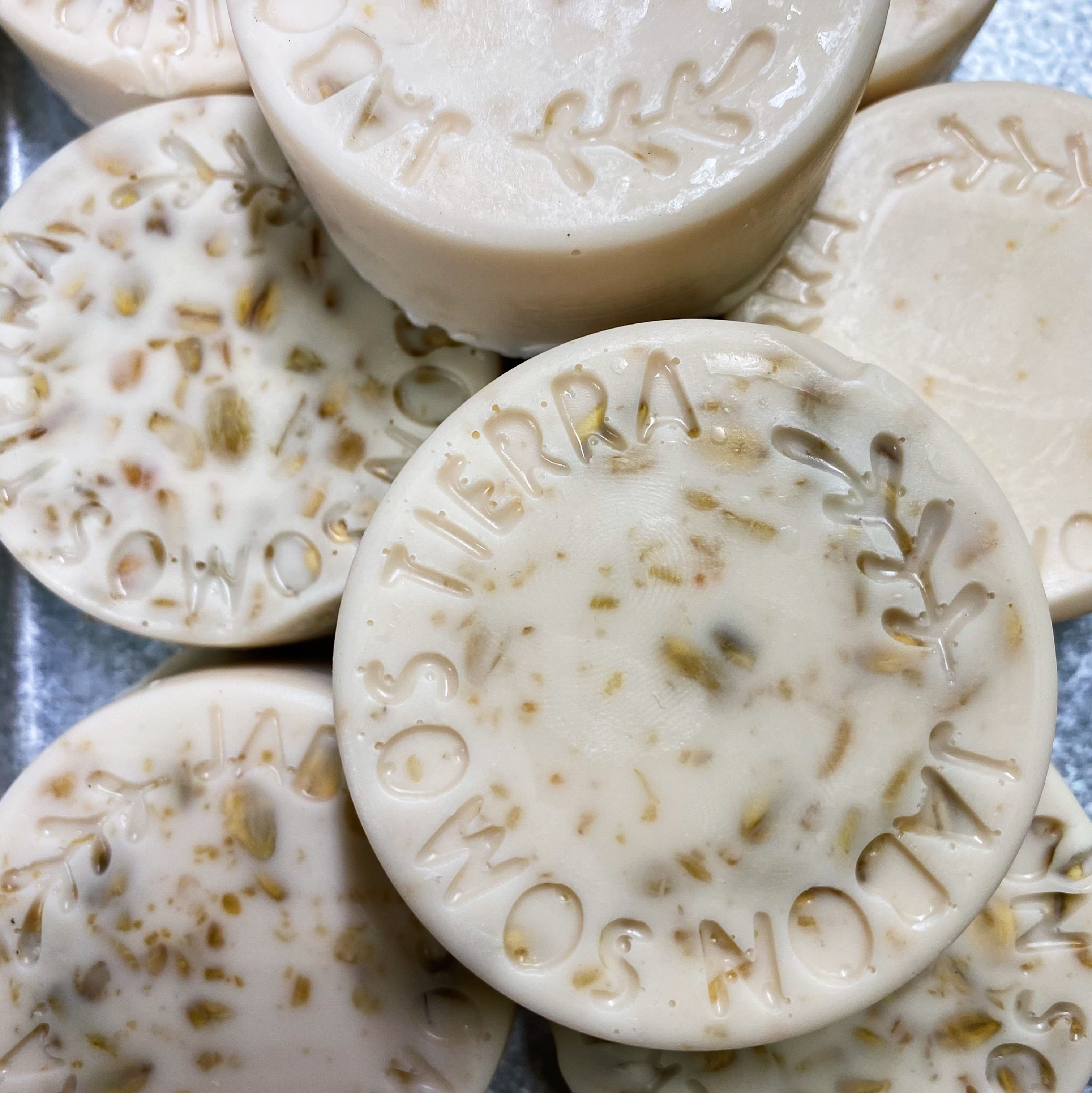 Jabón suave AVENA Y COCO