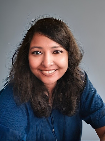 Headshot2_edited.jpg