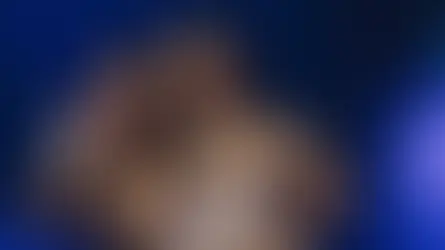 Emocionada, Simone desabafa sobre problemas na voz e recebe surpresa de Maiara no palco